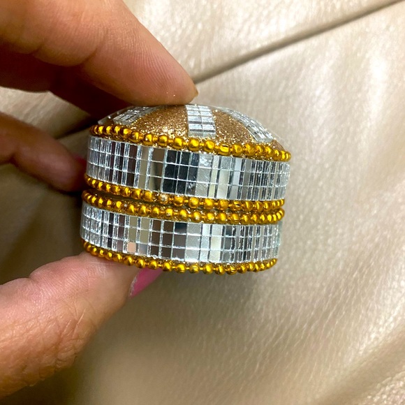 SET OF 2 mirror work golden boxes- Perfect for gifting or own use. Brand new. - Picture 7 of 8